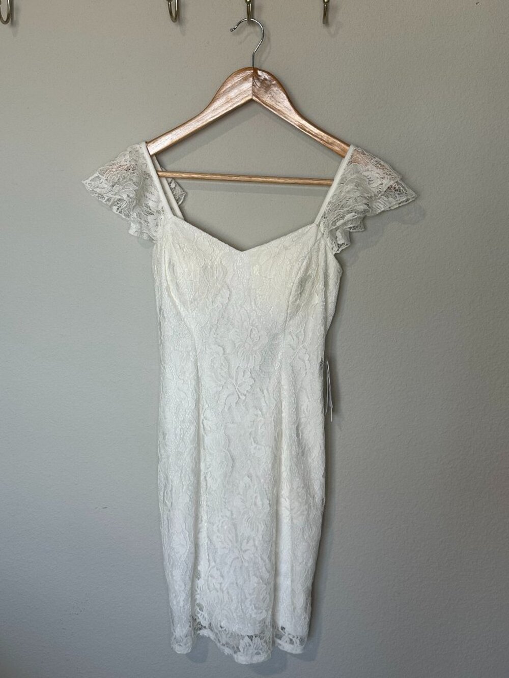 NWT City Vibe Ivory Floral Lace Sweetheart Mini Dress Size 3